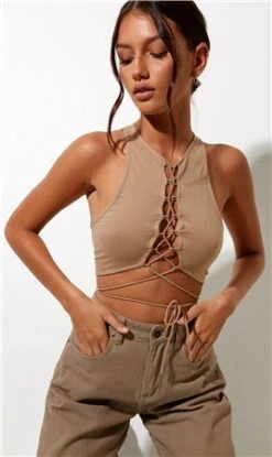 Motel Biscuit Giwta Crop Top