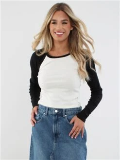 Brave Soul Black / Cream Suzie Raglan Rib Top